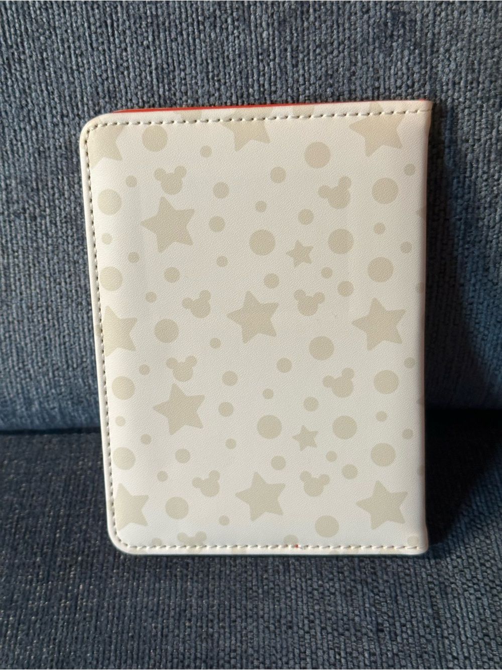 Disney Mickey & Minnie Passport Holder/Wallet - Picture 2 of 5